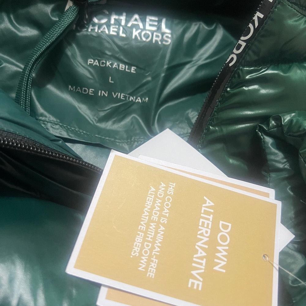 Michael Kors Hooded Chevron Puffer Jacket Glossy Packable Coat Women’s L Green - Picture 6 of 7